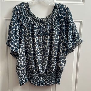 Ann Taylor Stylish Giraffe Print Blue and Ivory Smocked Neck Ruffle Top XL. NWT